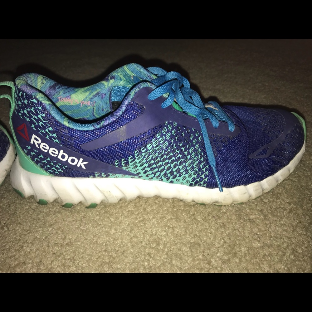 Reebok Memory Foam Shoes EUC SIZE 8